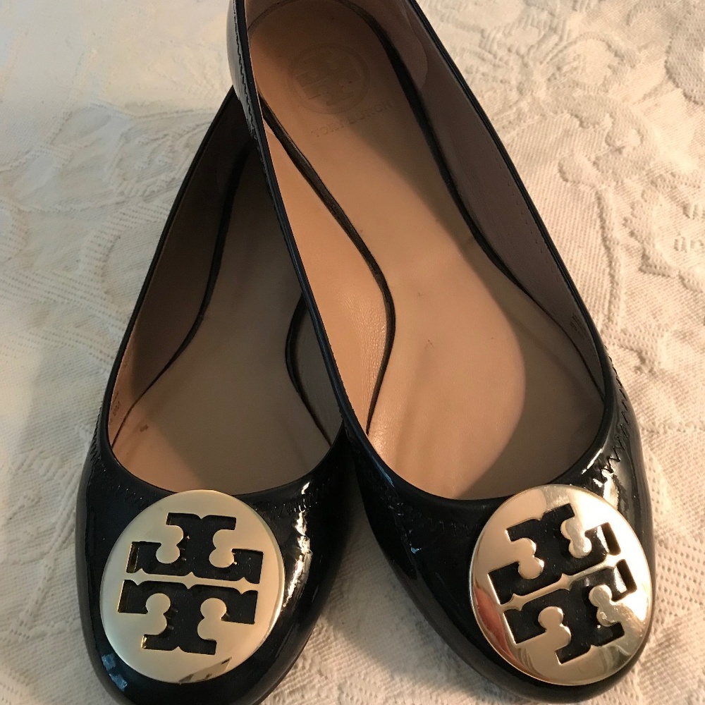 Tory Burch Navy flats